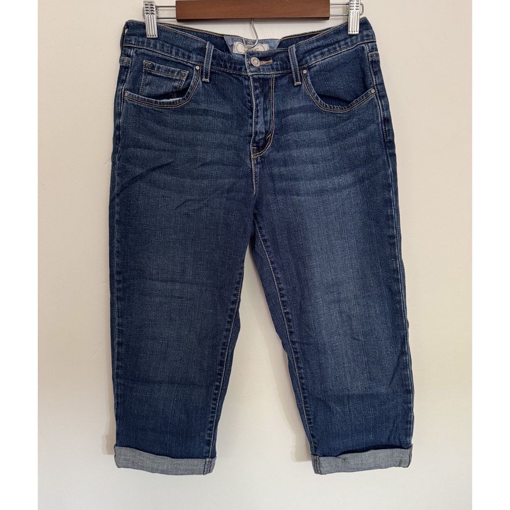 Levi's Jean Capris Size 8